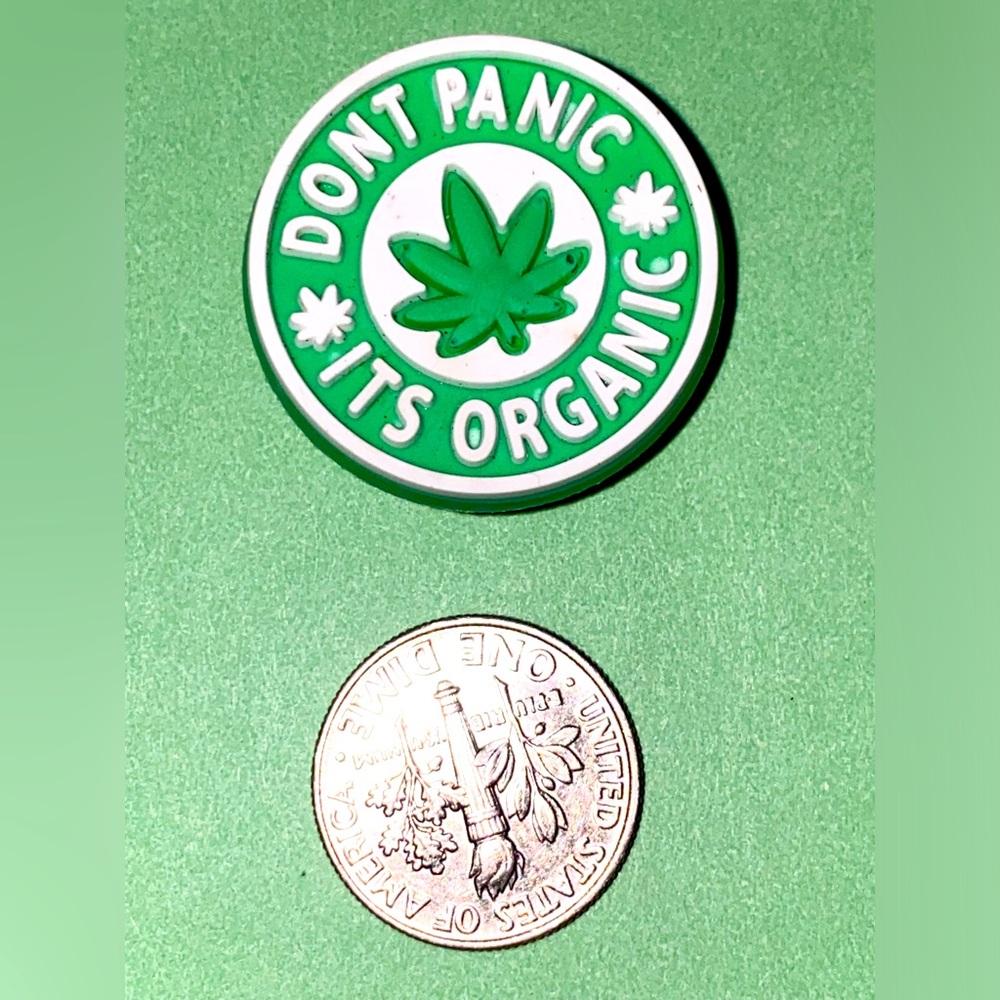(10 for $15) Don’t Panic it’s Organic 420 Crocs Shoe Charms